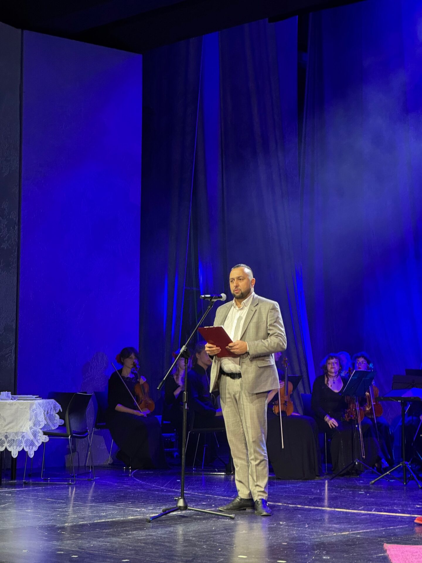 Koncert kolęd polsko-romskich w Teatrze Ludowym – święto muzyki, tradycji i wspólnoty